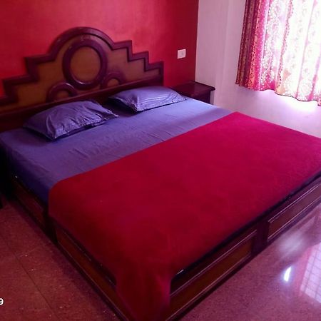 Hotel Rexon Residency Kattappana Esterno foto